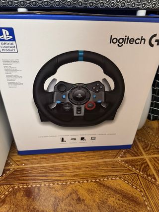 TOTALMENTE NUEVO   Volante Logitech G29 PS4/PS3/PC