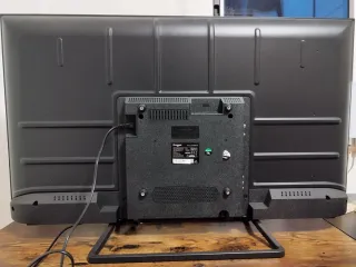 Televisión LED Engel 40” Smart TV