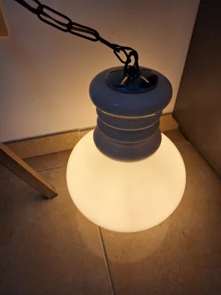 Lampada Sospensione Vetro Opalino Bianco Anni 70