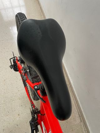 Bicicleta infantil Rockraider 500 roja