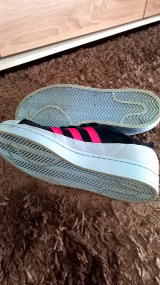 Zapatillas Adidas Superstar Negras y Rosas