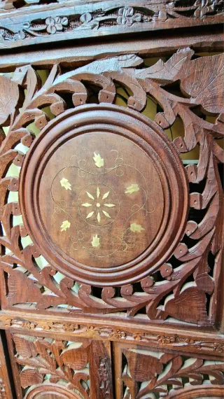 Biombo Indu de Madera de Teca tallada