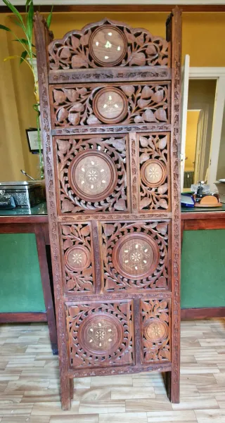 Biombo Indu de Madera de Teca tallada