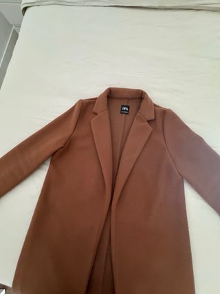 Abrigo Zara Marrón