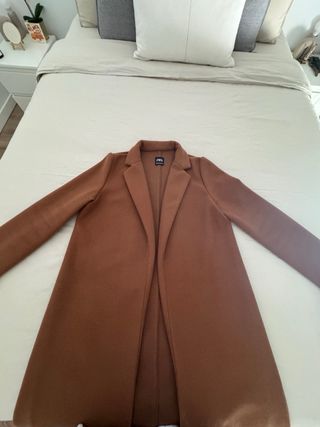 Abrigo Zara Marrón