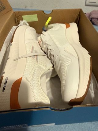 Skechers Go Train Move Beige/Blanco