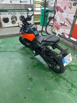 KTM Duke 125 2025