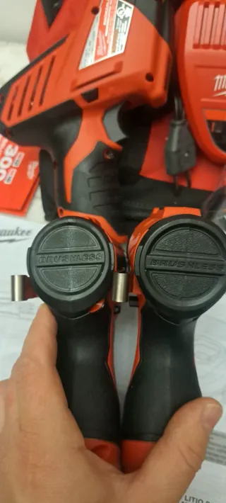 Milwaukee M12 Kit 4 Herramientas