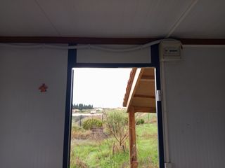 Caseta prefabricada 6m x 2.45m panel sándwich