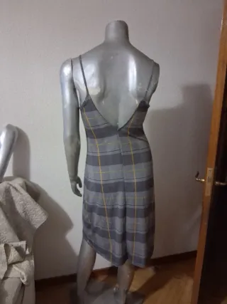 Vestido de tirantes a cuadros