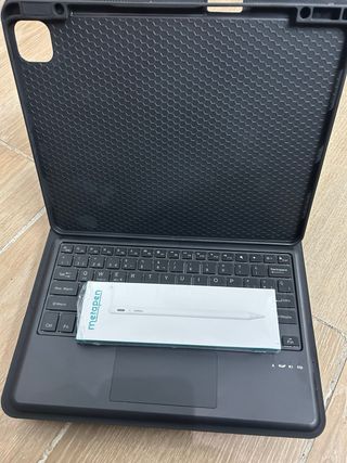 Teclado Funda IVEOPPE iPad Air 13 M2 2024/M3 2025