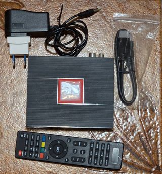 Android TV Box Magicsee C400 DVB-T2/S2