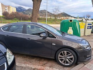 Opel Astra 2013