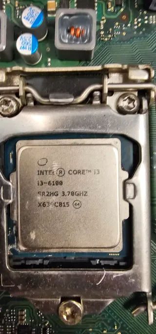 Scheda Madre Fujitsu i3-6100 PSU 500W