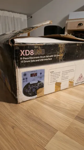 Batería Electrica Behringer XD8USB