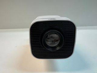 Mini proyector portátil con cable