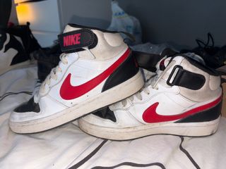 Zapatillas Nike Blancas y Rojas Talla 38