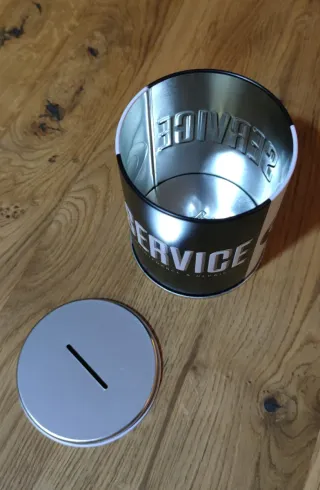 Hucha de ahorro para el mantenimiento de tu BMW