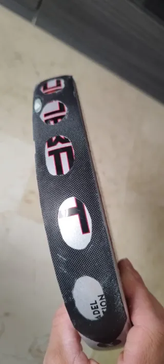 Pala de pádel Kombat MM3 Pro