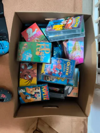 Scatola di Film VHS Classici per Bambini