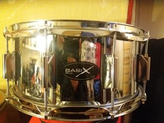 Djembé ,caja,darbuka,hacer click en las fotos.