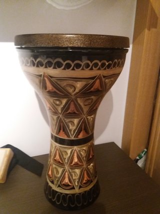 Djembé ,caja,darbuka,hacer click en las fotos.
