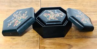 Set di 3 Scatole Cinesi con Design Floreale