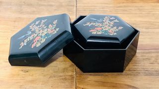 Set di 3 Scatole Cinesi con Design Floreale