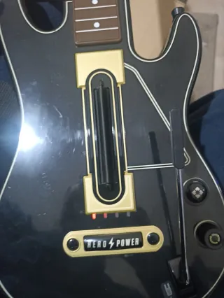 Chitarra Guitar Hero Live PS4