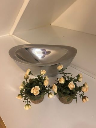 Centro de mesa floral metalizado