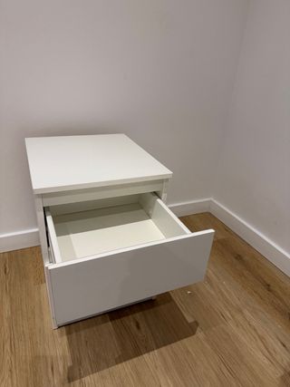 Mesitas de noche blancas (2 unidades)