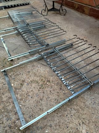 Gantieri per pantaloni con binari estensibili