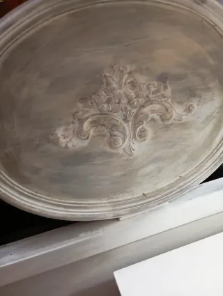 Cabecero de madera tallado