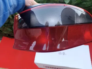 Fanale Posteriore SX ( lato guida)Citroen Saxo- VT