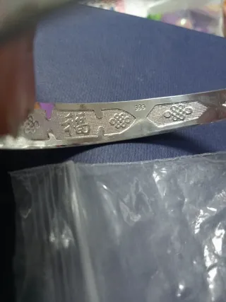 Pulsera de plata grabada