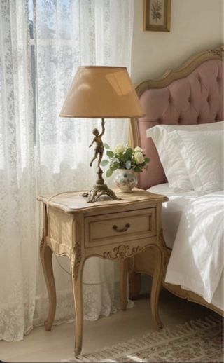 Lámpara de mesa bronce figura vintage