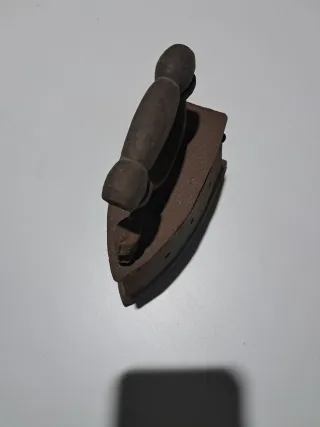 Plancha antigua de hierro