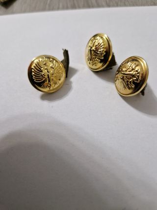 Coleccion insignias,botones,hebillas militares