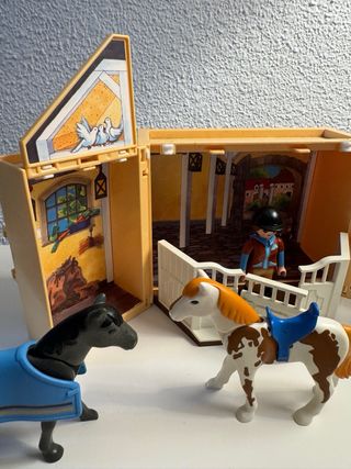Playmobil Establo Pequeño con Caballos