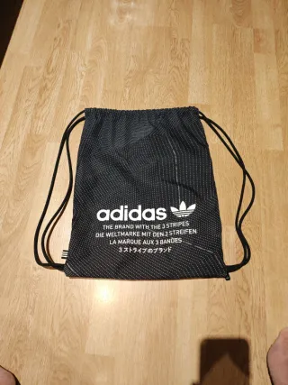 Mochila saco Adidas negra
