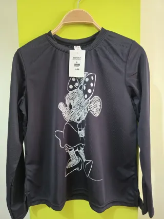 Lote 2 Camisetas S Minnie y Snoopy. CON ETIQUETA