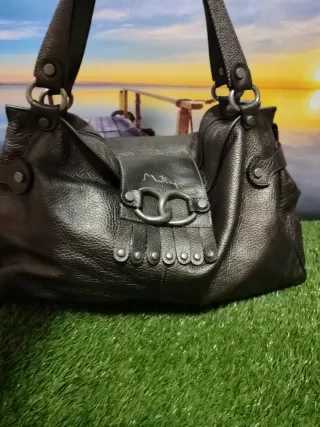 Bolso de piel Mutton negro y plateado