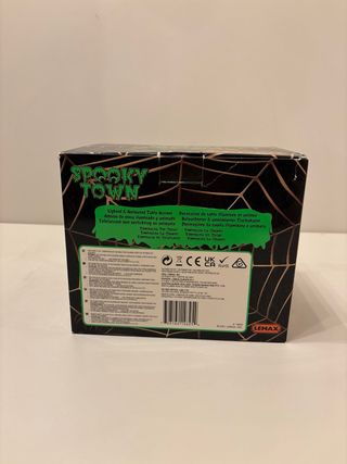 Lemax Spooky Town Esmeralda la Gran Figura