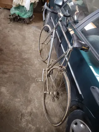 Bicicleta de carretera americana