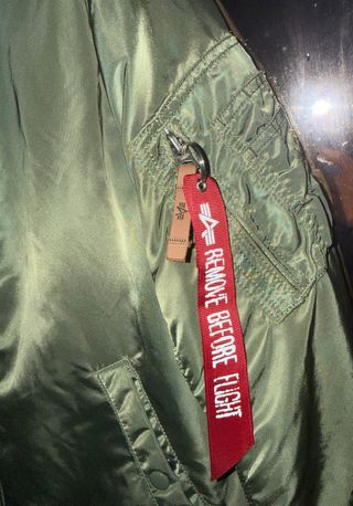 Chaqueta Alpha Industries Verde Talla M,slim fit