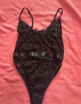 Body de encaje negro
