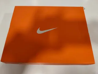 Botas de fútbol Nike Phantom Talla 37