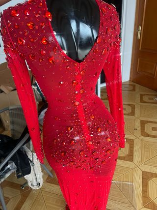 Vestido de fiesta rojo con pedrería ML