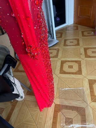 Vestido de fiesta rojo con pedrería ML