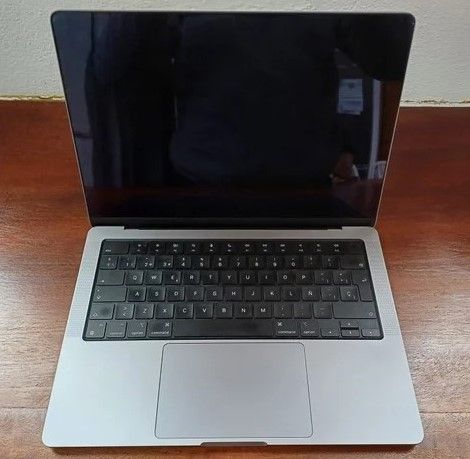 MacBook Pro 14 M1 Pro 18GB RAM 512GB SSD